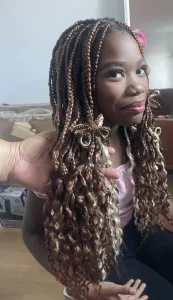 freestyle-braids_book_london_mobile_salon_afro_hairdresser_braider_near_me_o_doesitall_frohub