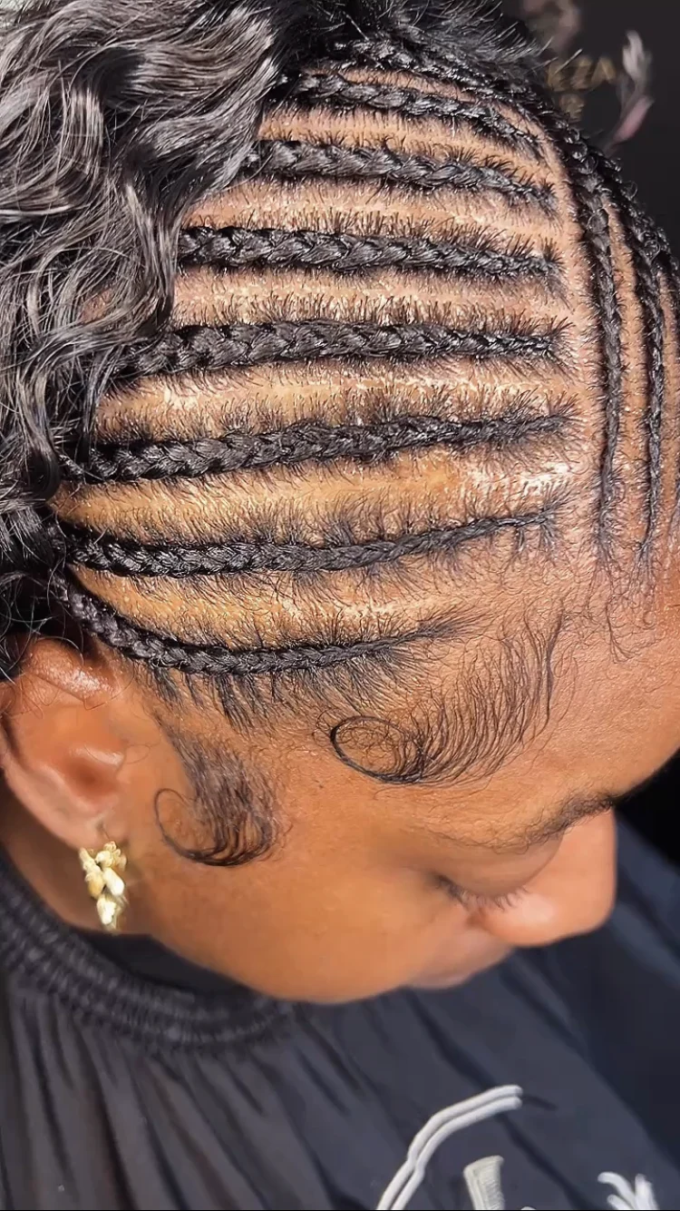 half-sew-in-half-braids_book_new-barnet_afro_hairdresser_braider_near_me_lindeza-hair_frohub