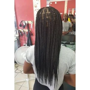 medium black knotless braids London FroHub