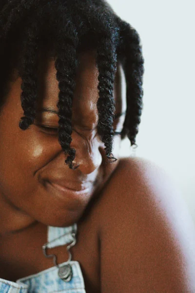 Natural hair in chunky twists