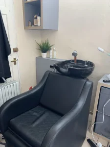 rejuvenating-hair-spa-blow-dry_book_london_salon_afro_hairdresser_braider_near_me_marievhair_frohub