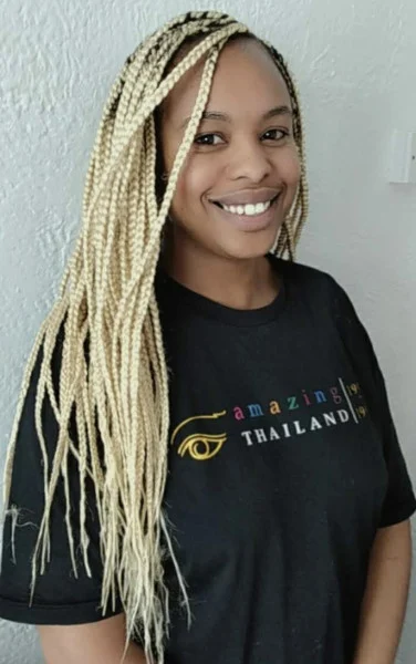 small-box-braids-mid-back-length_book_edgware_mobile_salon_afro_hairdresser_braider_near_me_crown-royale_frohub